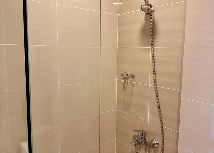 The Vibe Bgc Uptown Apartment